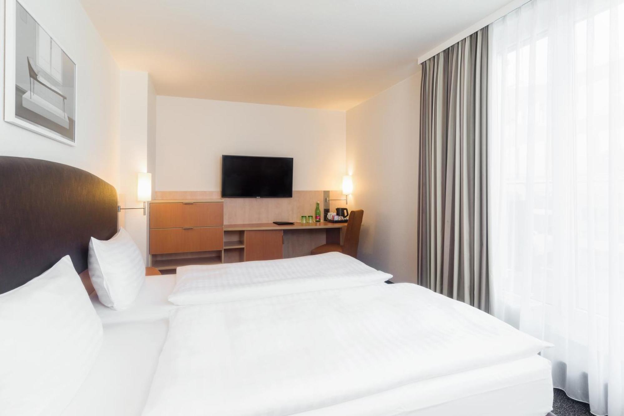 Intercityhotel Wien Bagian luar foto