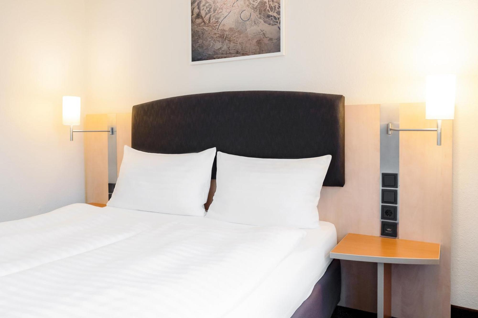 Intercityhotel Wien Bagian luar foto